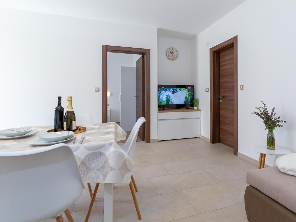 Villa Gioia Apartment With Terrace Porec Luaran gambar