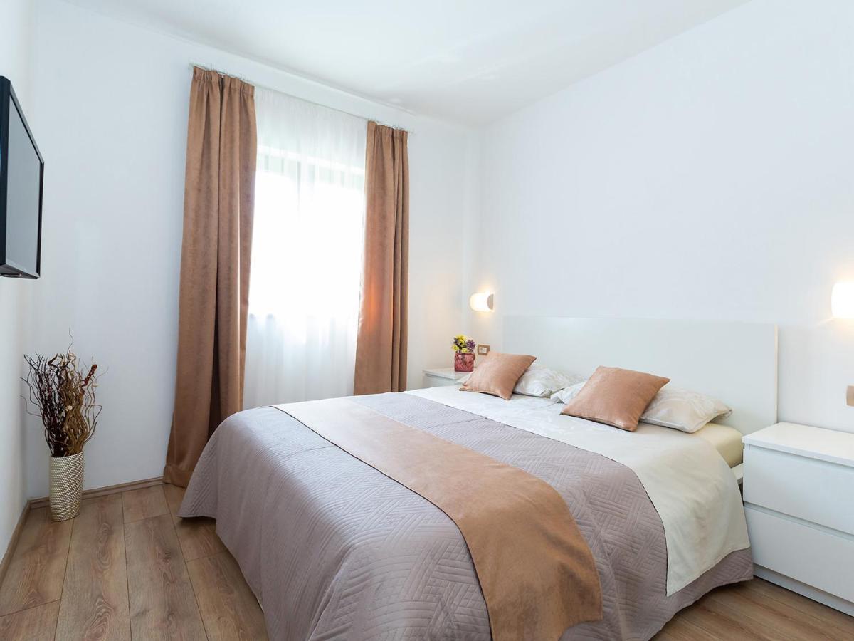 Villa Gioia Apartment With Terrace Porec Luaran gambar